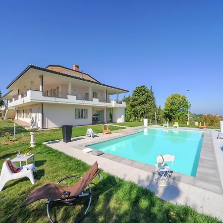 Sunny In Hills, Cleaning Included Тавуллия